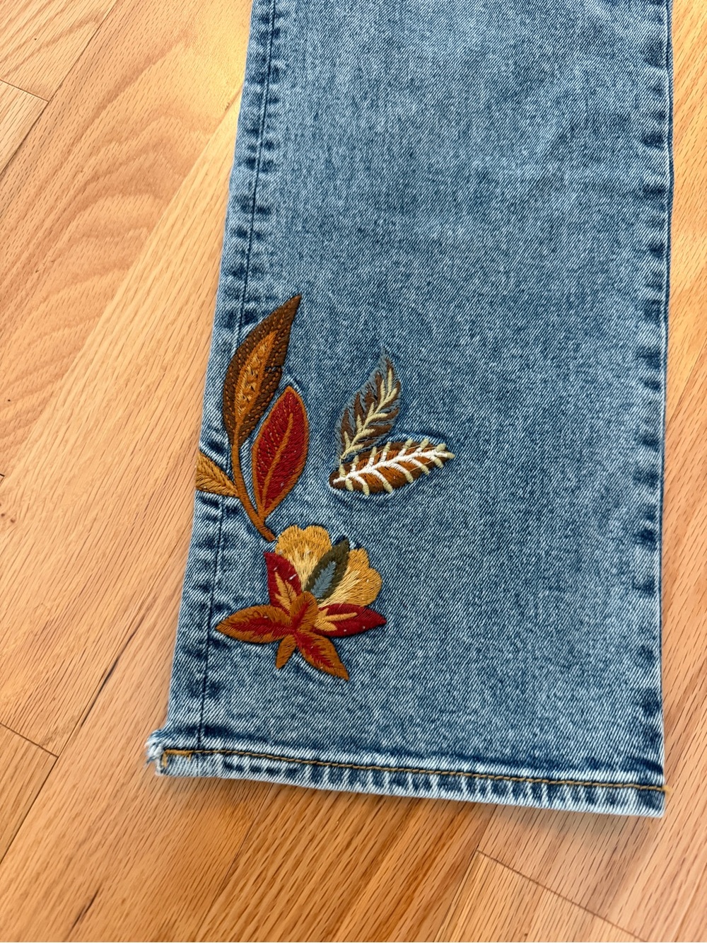 DRIFTWOOD Blue Denim Stella Jeans with Floral Embroidery - Picture 5 of 7